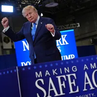 Trump admite que no hay negociaciones con Irán sobre el control del Estrecho de Ormuz