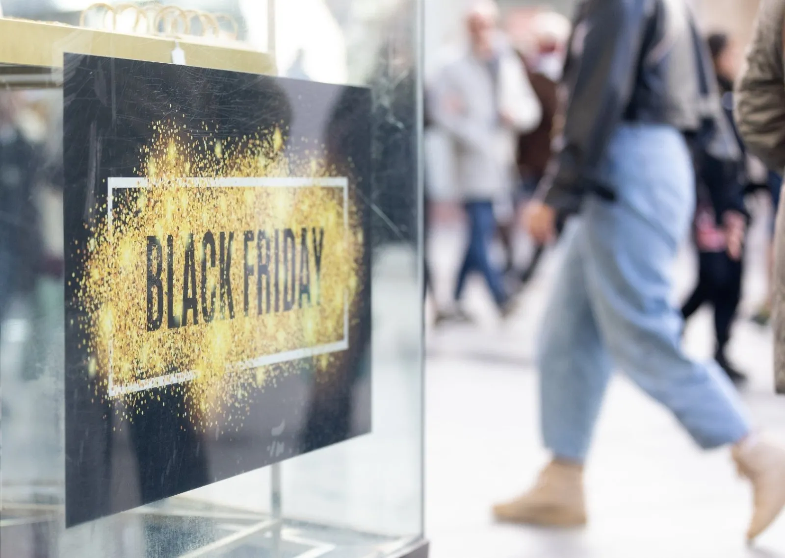 Estafas por Black Friday no disuaden: 7 de cada 10 compradores arriesgan seguridad online por descuentos