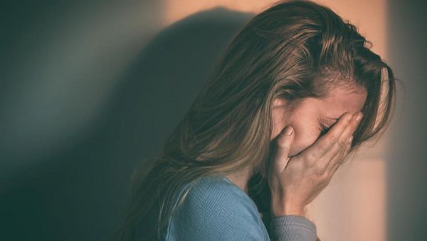 Pandemia afecta salud mental de las mujeres