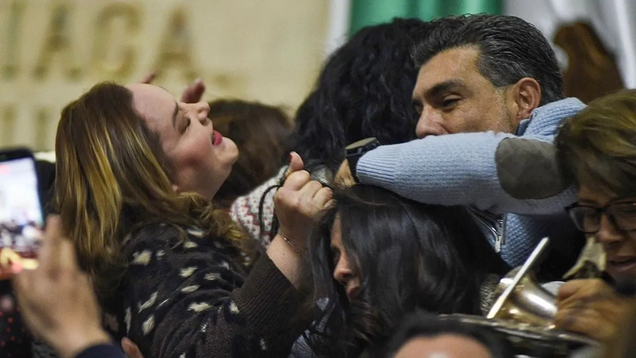 Así fue la cobertura internacional del pleito en el Congreso de la CDMX (Videos)