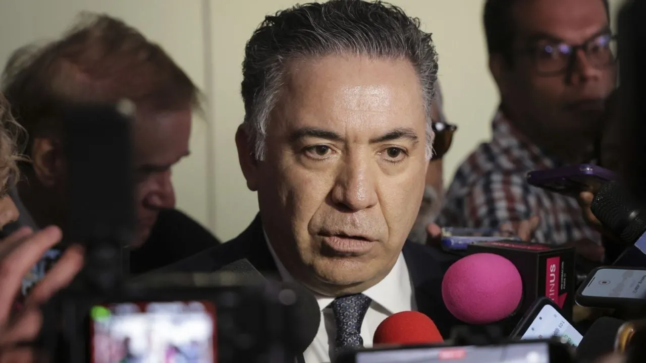 Tribunal Electoral deslinda a hermana del senador Enrique Inzunza por red de nepotismo