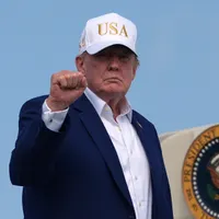 Estados Unidos retira su último portaaviones de Asia mientras Trump centra su atención en Irán