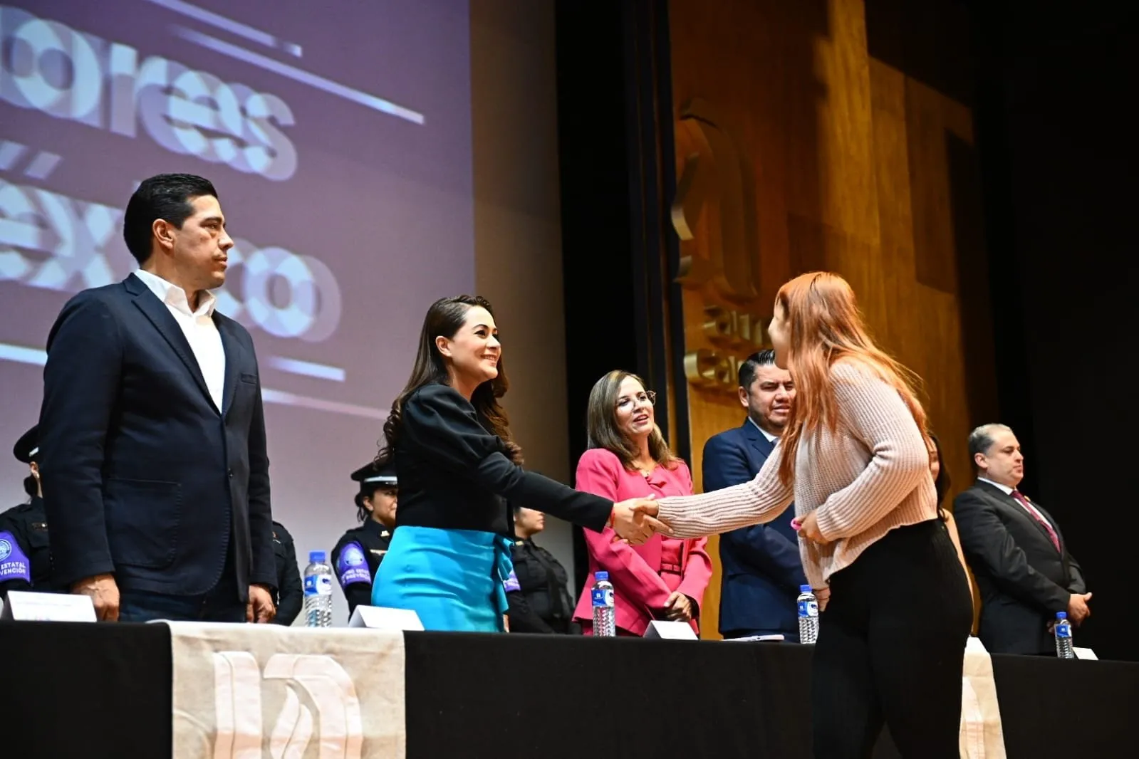 Aguascalientes arranca programa “alerta rosa” con entrega de alarmas de seguridad para mujeres