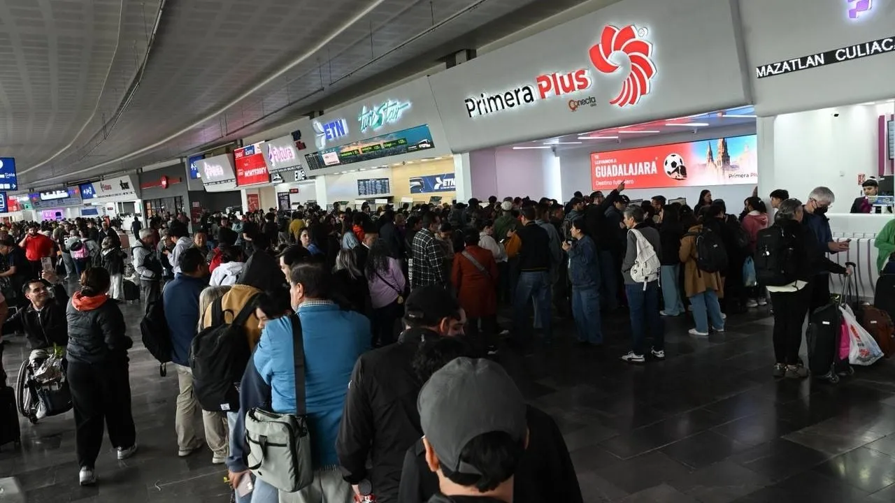 Capufe cierra casetas y autobuses cancelan corridas tras muerte del "Mencho" (Videos)