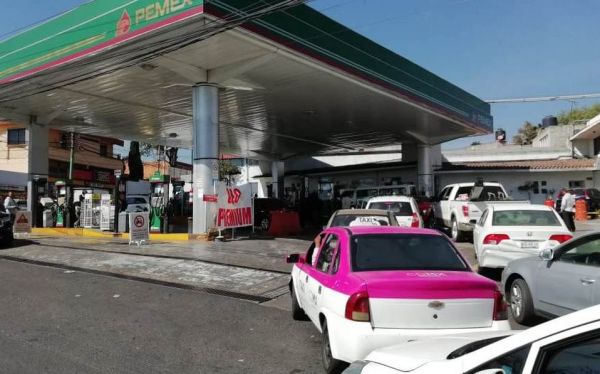 Precio de gasolina continua a la alza.