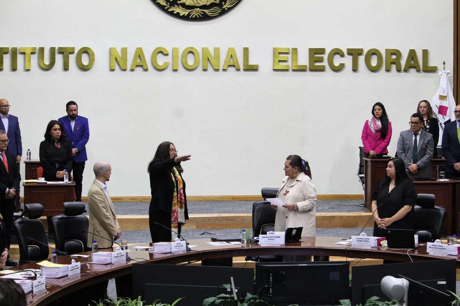 De cara a la elección judicial, el INE deja atrás la división