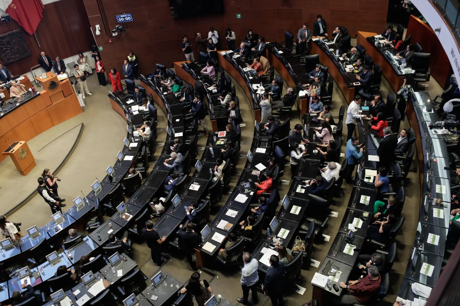 Senado desaparece Compranet y excluye a Ejército de transparentar convenios con otras dependencias