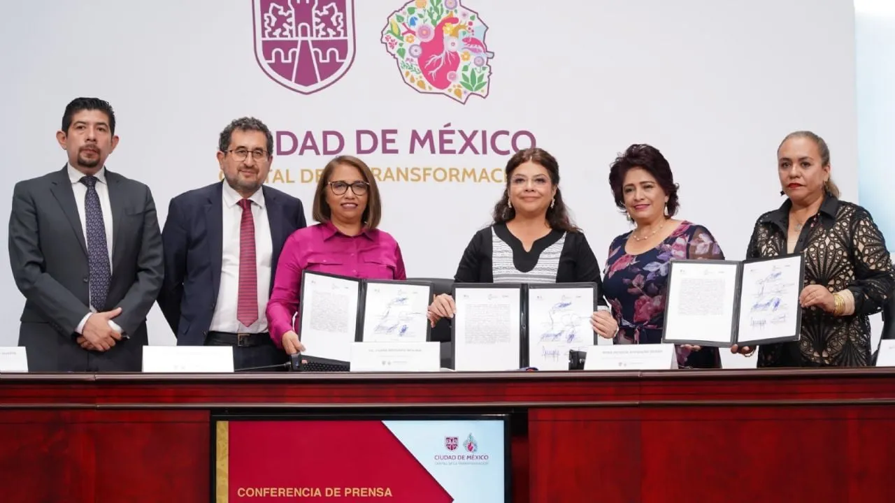 Brugada firma convenio con el IECM e INE para garantizar seguridad durante elección de juzgadores