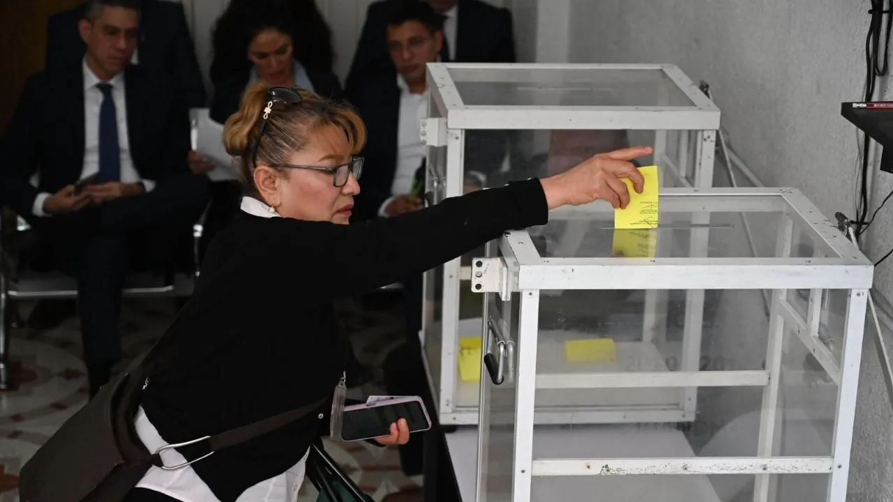 Sindicato del Poder Judicial de la CDMX celebra elecciones opacas para reelegir a su líder