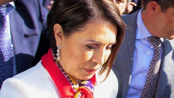 Giran orden de aprehensión contra Rosario Robles por delincuencia organizada 