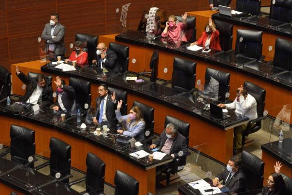 Morena pierde en nuevo intento para discutir revocación de mandato en el Congreso