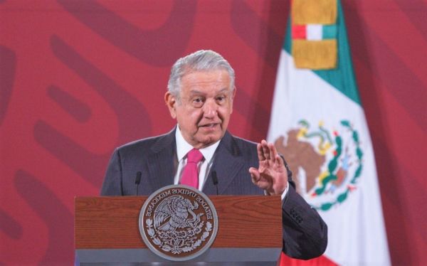 AMLO prodría presentar iniciativa ante la ONU para retornar piezas históricas. 