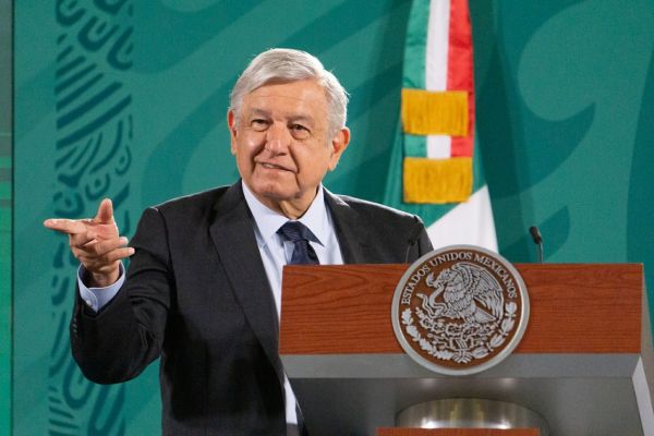 AMLO busca crear una nueva clase media