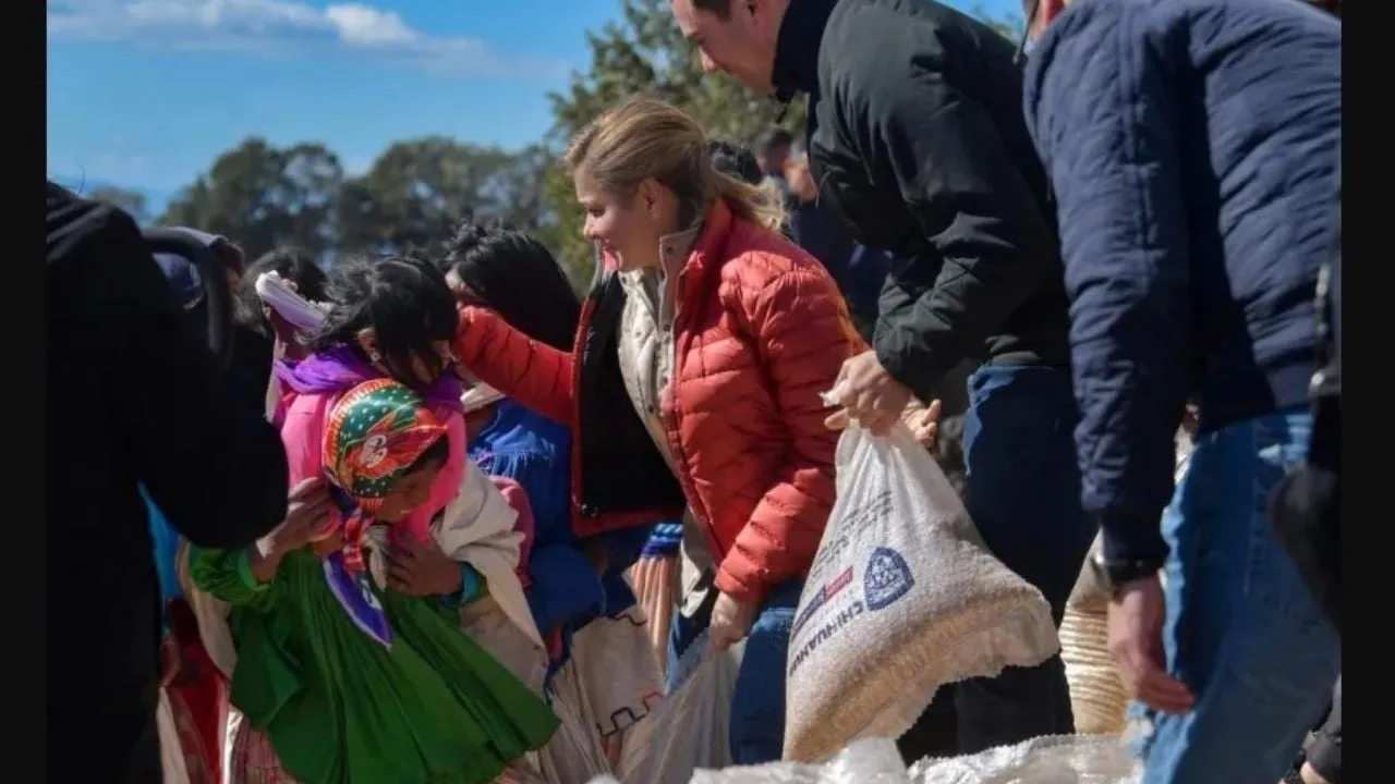 Gobernadora de Chihuahua impulsa desarrollo de la Sierra Tarahumara con inversión de mil 500 mdp