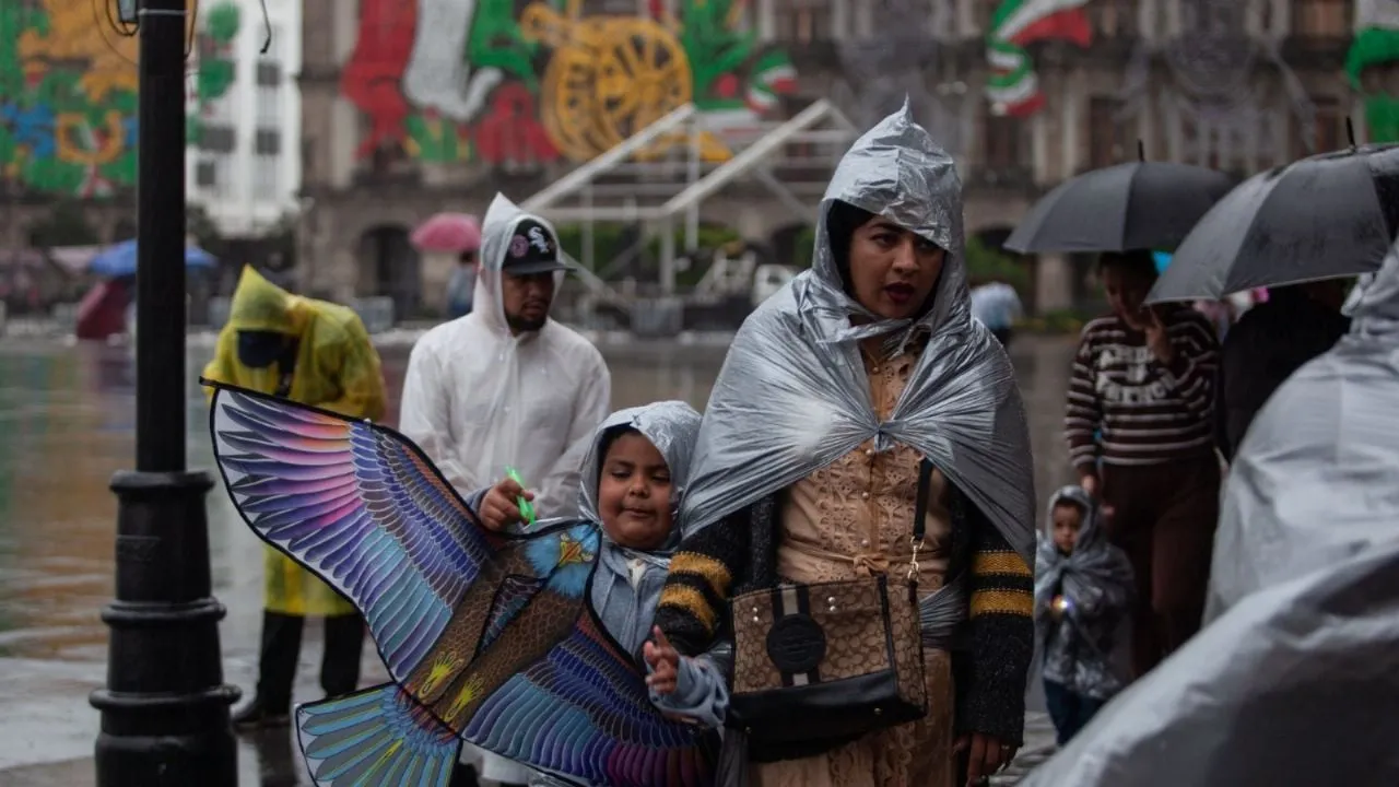 Tormenta Narda se acelera a huracán y azotará el martes con lluvias intensas a estas entidades