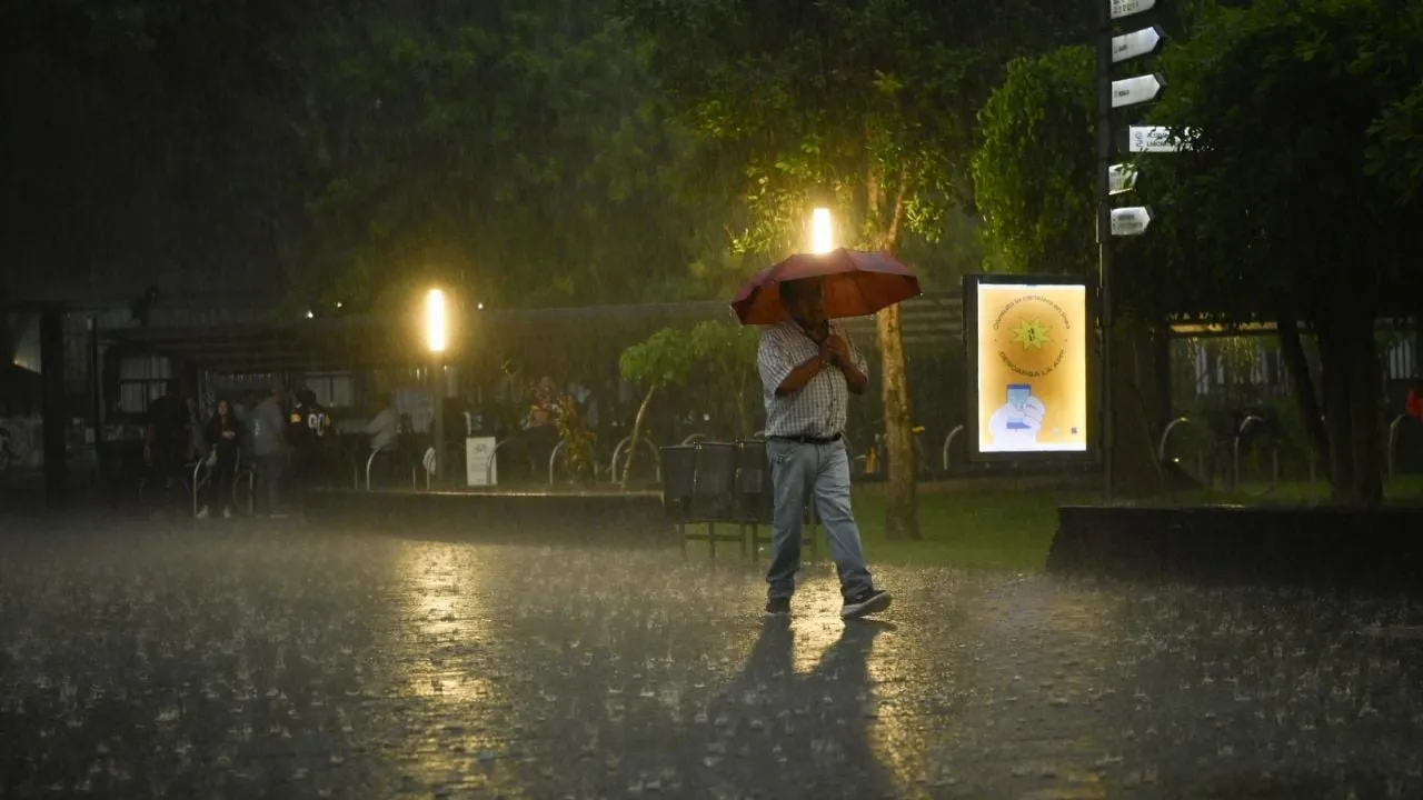 Lluvias intensas y chubascos en las Fiestas Patrias: alerta de lunes a jueves para estas entidades