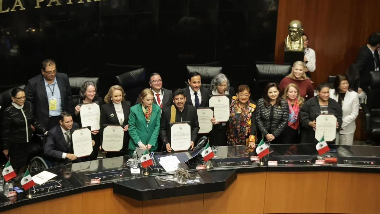 Ministros de la nueva Corte toman protesta en el Senado