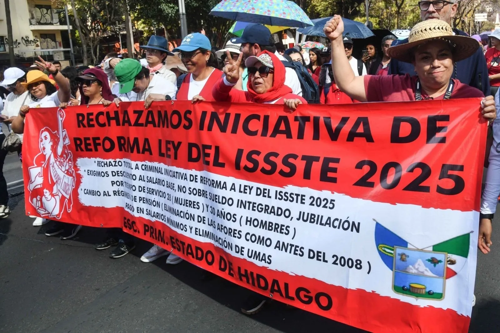 Tras reunión con la CNTE, Sheinbaum retira iniciativa de reforma a la Ley del ISSSTE