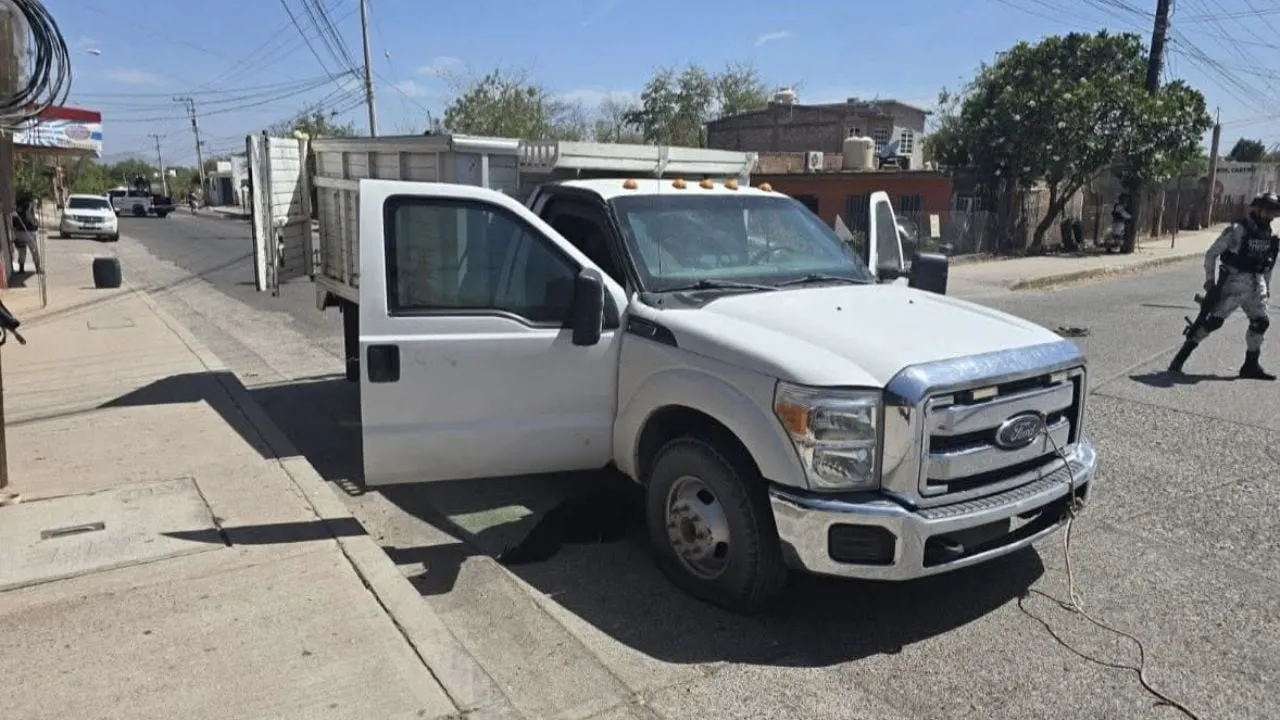 Nueva ola violenta sacude Sinaloa: bloqueos, enfrentamientos y al menos 4 muertos