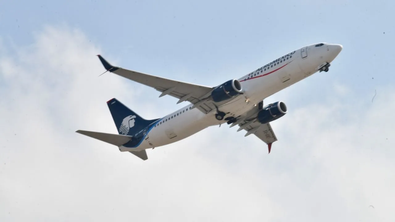 Aeroméxico ajusta tarifas por alza de combustible derivado del conflicto en Medio Oriente