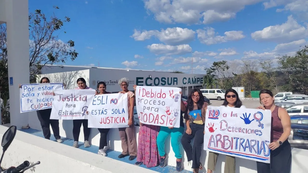 Mujeres exigen liberación de Esli Romero, estudiante detenida en marcha del 8M en Campeche