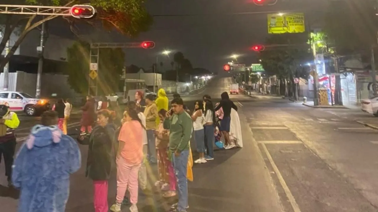 Sismo de 5.3 en Guerrero activa alerta sísmica en la CDMX