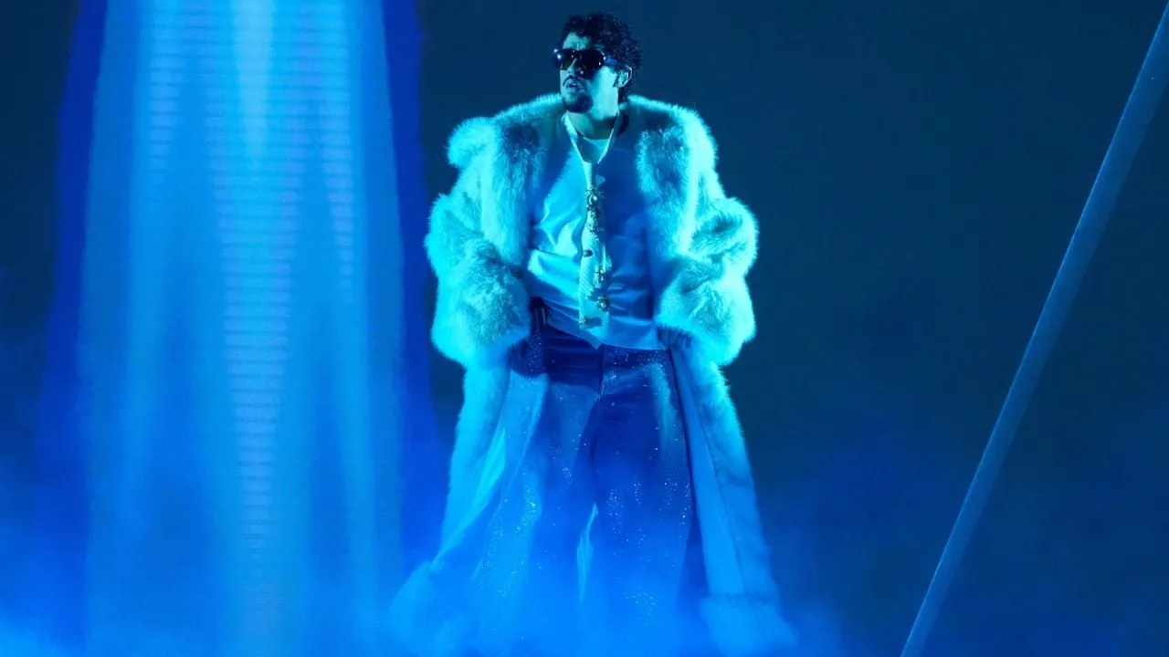 Bad Bunny supera a Taylor Swift como el artista más escuchado: Spotify Wrapped 2025