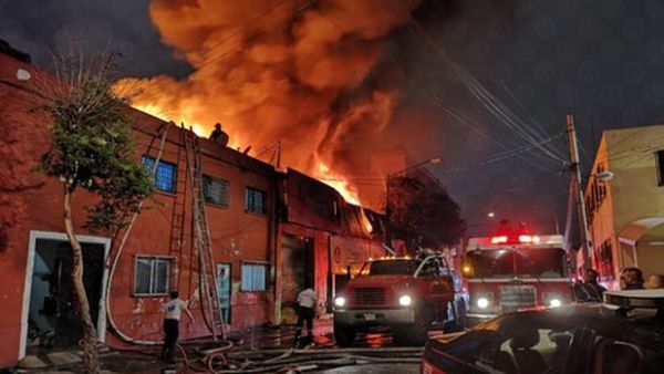 Tepito tierra de extorsionadores: Queman bodegas