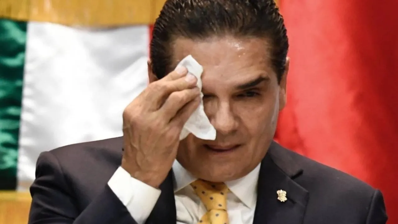 La FGR solicita a EU y Argentina la extradición de dos exfuncionarios de Silvano Aureoles