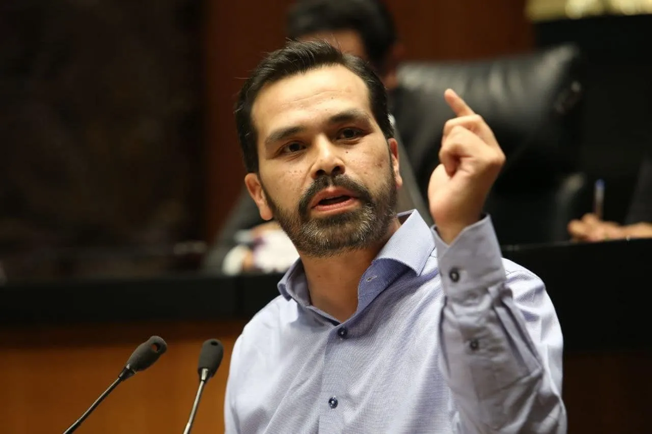 TEPJF insta a sancionar a Jorge Álvarez Máynez tras mensajes de apoyo de Samuel García