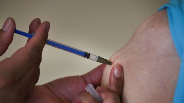 SLP: Más de 700 personas tuvieron complicaciones de salud por vacuna COVID19