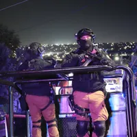 Detienen en Coahuila a presunto feminicida buscado en Dallas; pretendía llegar a Tlaxcala con droga y arma