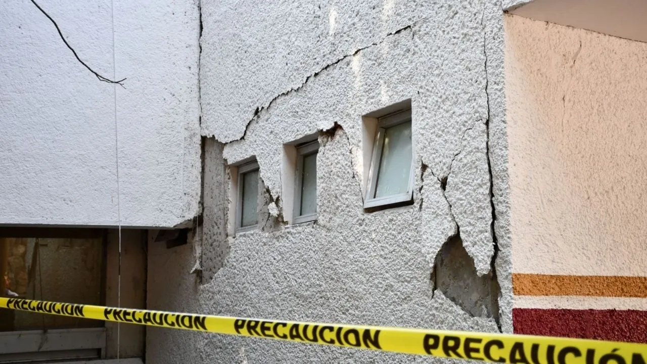 Muere una mujer por el derrumbe de su casa en San Marcos, epicentro del sismo