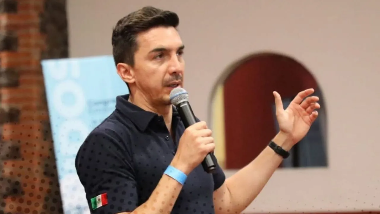 Sindicato de alimentos rehúsa transparentar recursos; cártel laboral me ataca, revira