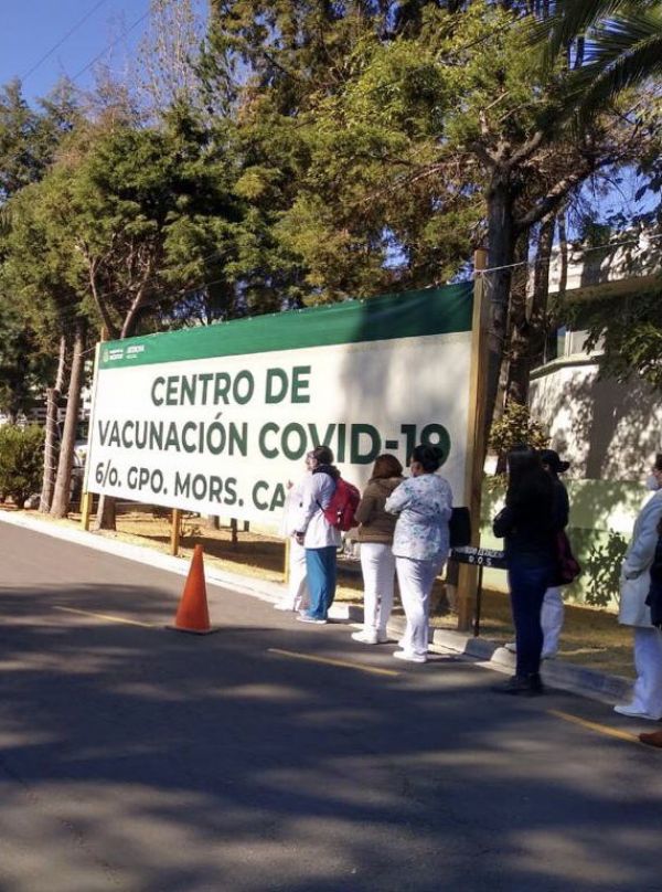 28 mil 30 trabajadores de salud han sido vacunados.