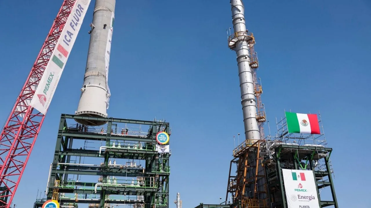 Pemex alerta por fraudes con venta de plazas y falsas oportunidades de inversión