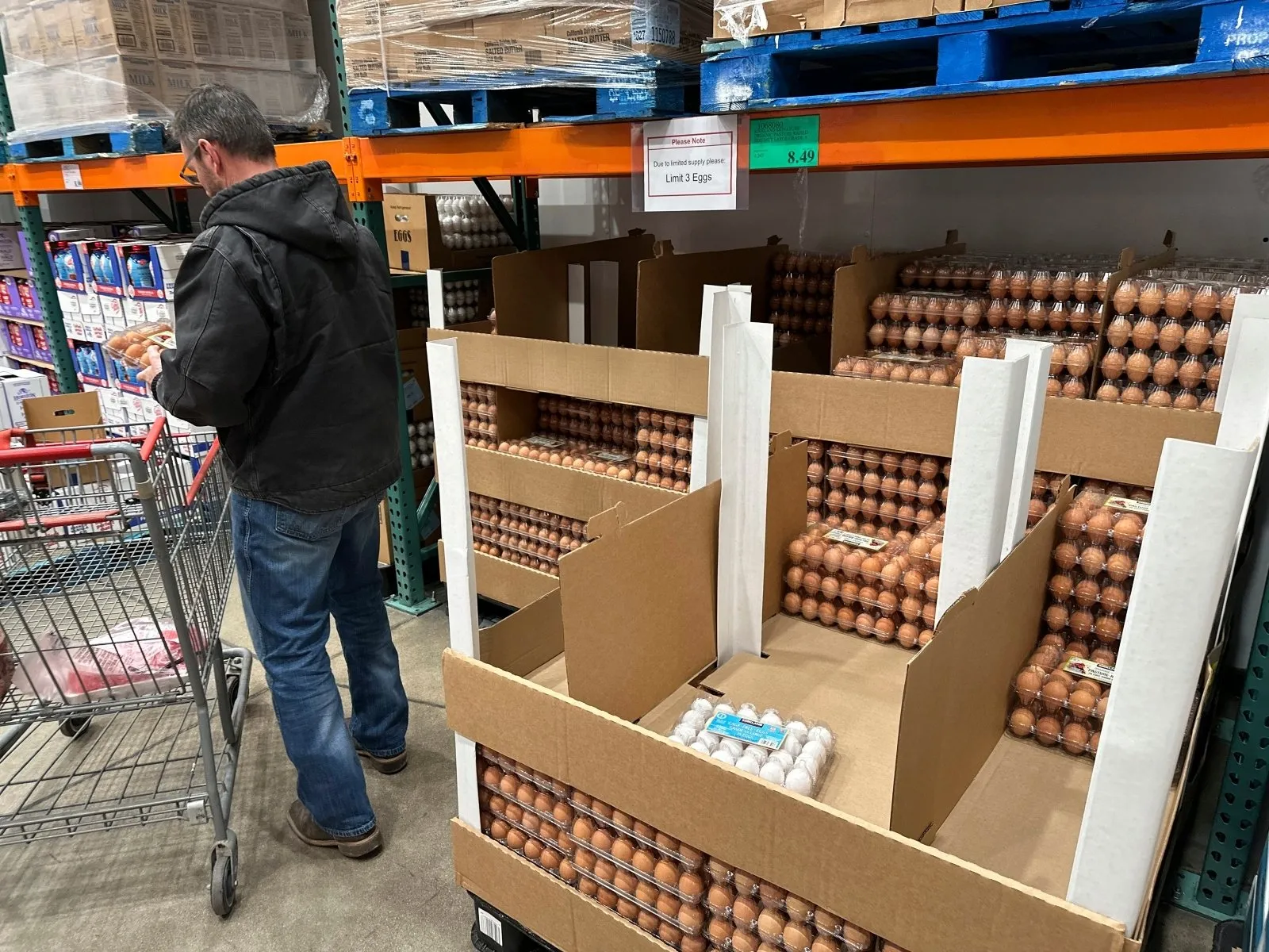 Inflación en marzo llega a su pico más alto; acelera en medio de la guerra arancelaria de Trump