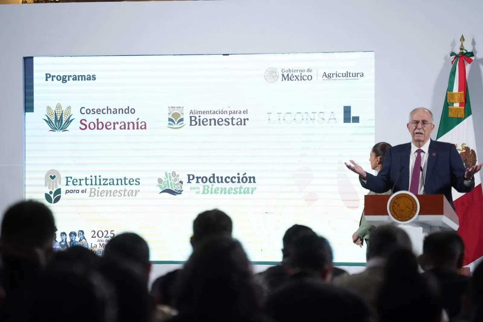 “Cosechando soberanía”: invertirán 53 mil millones de pesos en autosuficiencia alimentaria