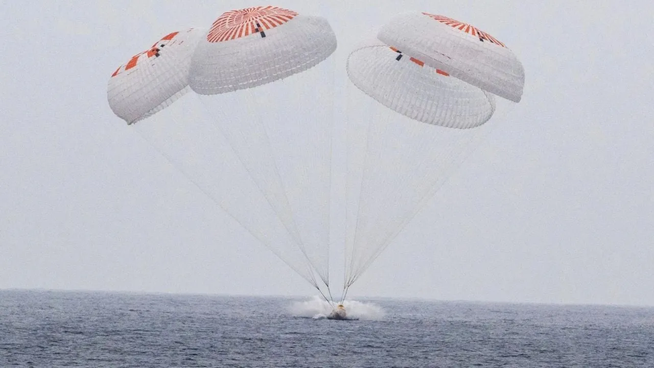 Astronautas regresan a la Tierra con SpaceX después de 9 meses en la Estación Espacial Internacional