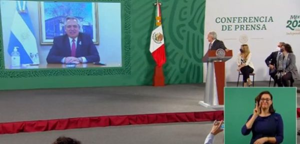 AMLO anuncia la distribución de los primeros lotes de la vacuna AstraZeneca 