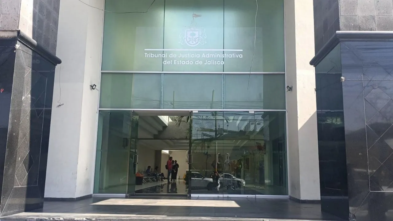 Funcionario de Zapopan se ampara para evitar arresto por desacato