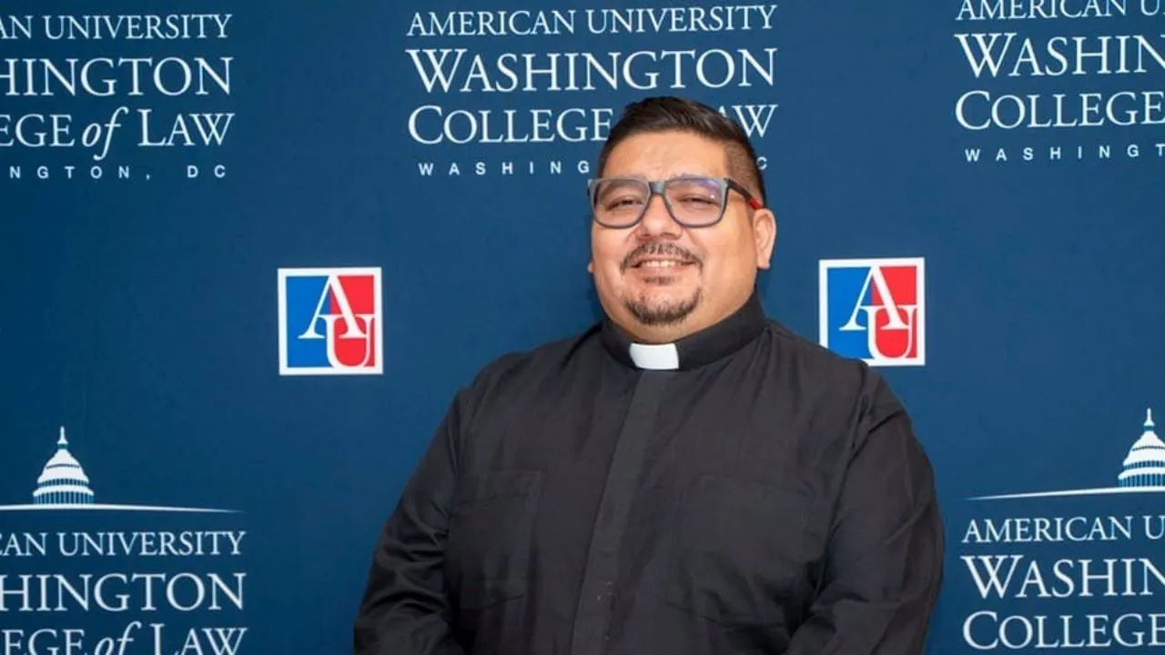 Por amenazas del crimen, sacerdote Filiberto Velázquez es desplazado de Guerrero