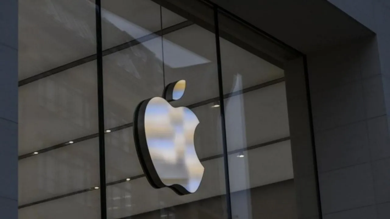 Apple se dispara en Bolsa impulsada por iPhone 17 y acaricia los 4 billones de dólares de cotización