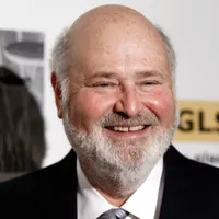 Caso Rob Reiner: nueva acusación afirma que Nick Reiner acechó antes de matar a sus padres