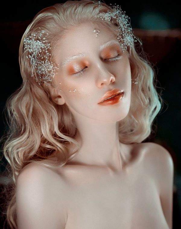 Ruby Vizcarra, la modelo albina que desafía los estándares de belleza