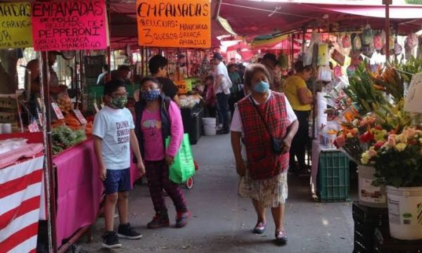 LES VALE .... Siguen operando tianguis y locales no escenciales en Edo Mex