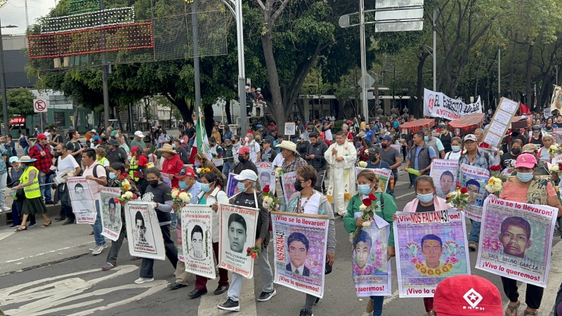 43 desaparecidos en Ayotzinapa, a 8 años y contando