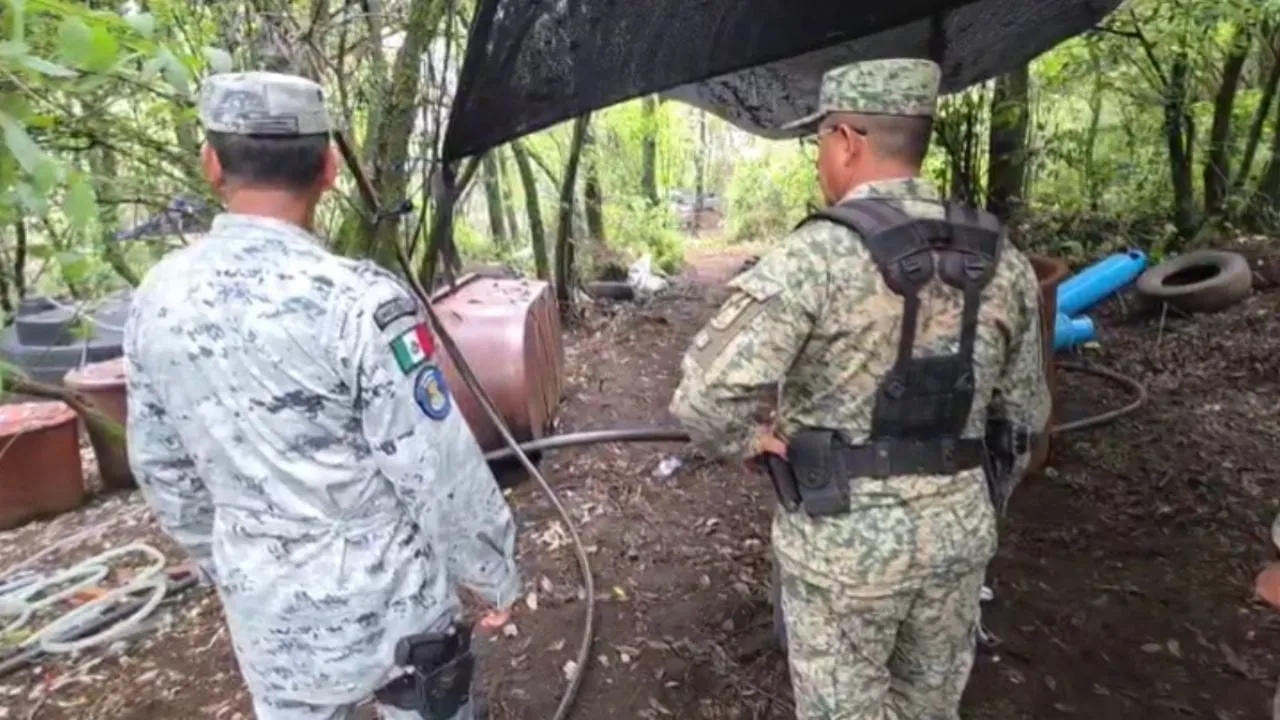 Desmantelan narcolaboratorio de metanfetamina en Huitzilac, Morelos