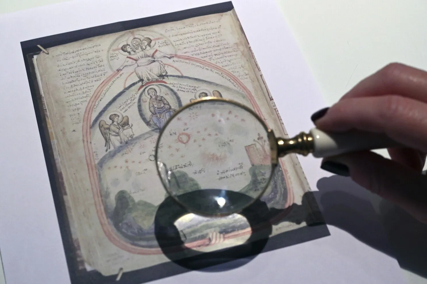 El misterio del pintor bizantino Panselinos y un estudio de caligrafía de hace 700 años