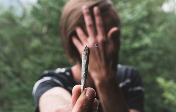 ¿Existen los efectos secundarios de fumar marihuana todos los días?